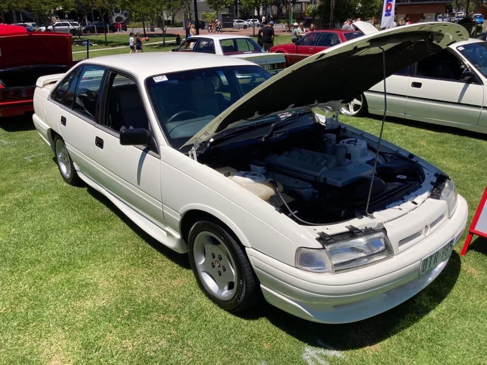 1989 HSV COMMODORE VN SV 5000 SEDAN