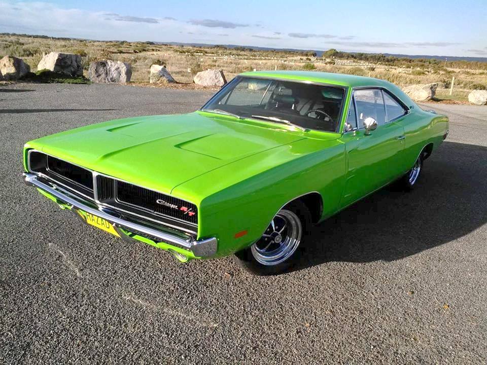 1969 DODGE CHARGER R/T TRIBUTE