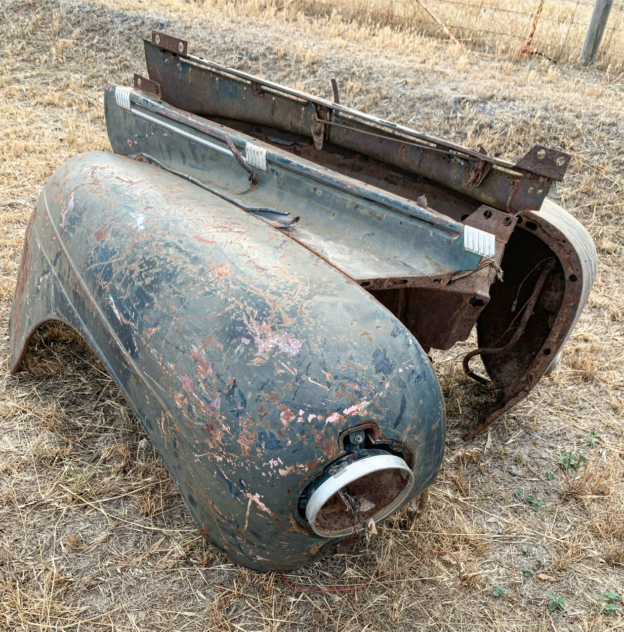DODGE 1940 FRONT GUARDS & BONNET SIDES