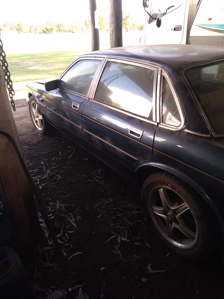 1989 JAGUAR SOVEREIGN JH SALOON