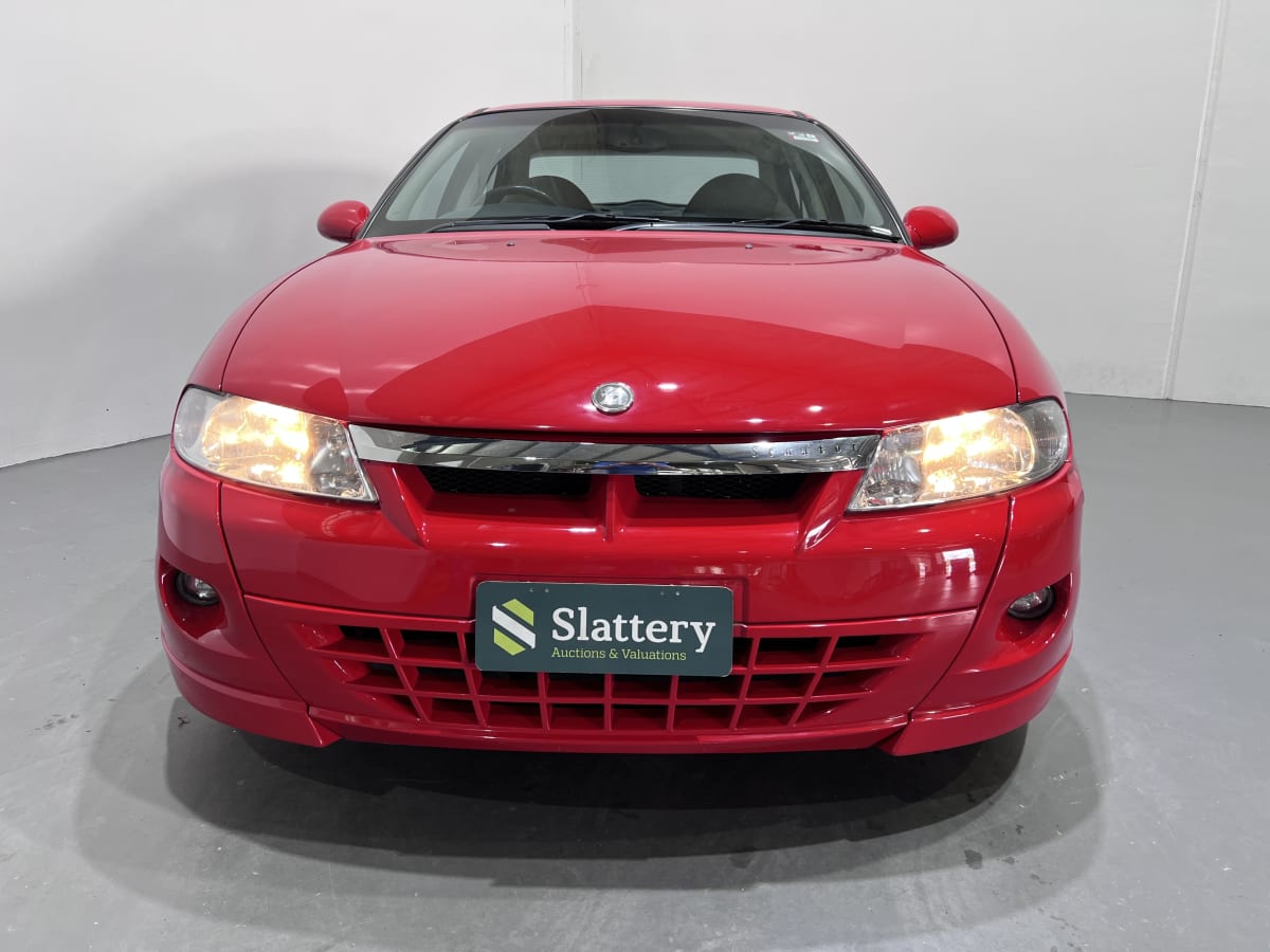 2001 HSV SENATOR VX SIGNATURE 6 SP MANUAL 4D SEDAN