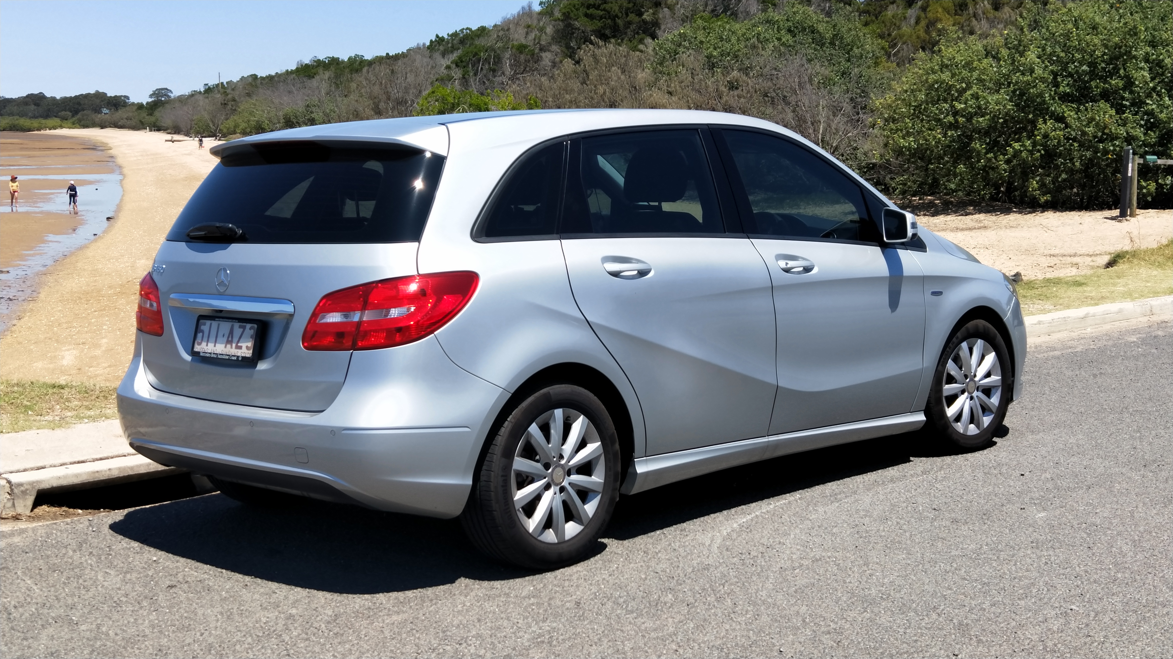 2012 MERCEDES BENZ B180 HATCHBACK