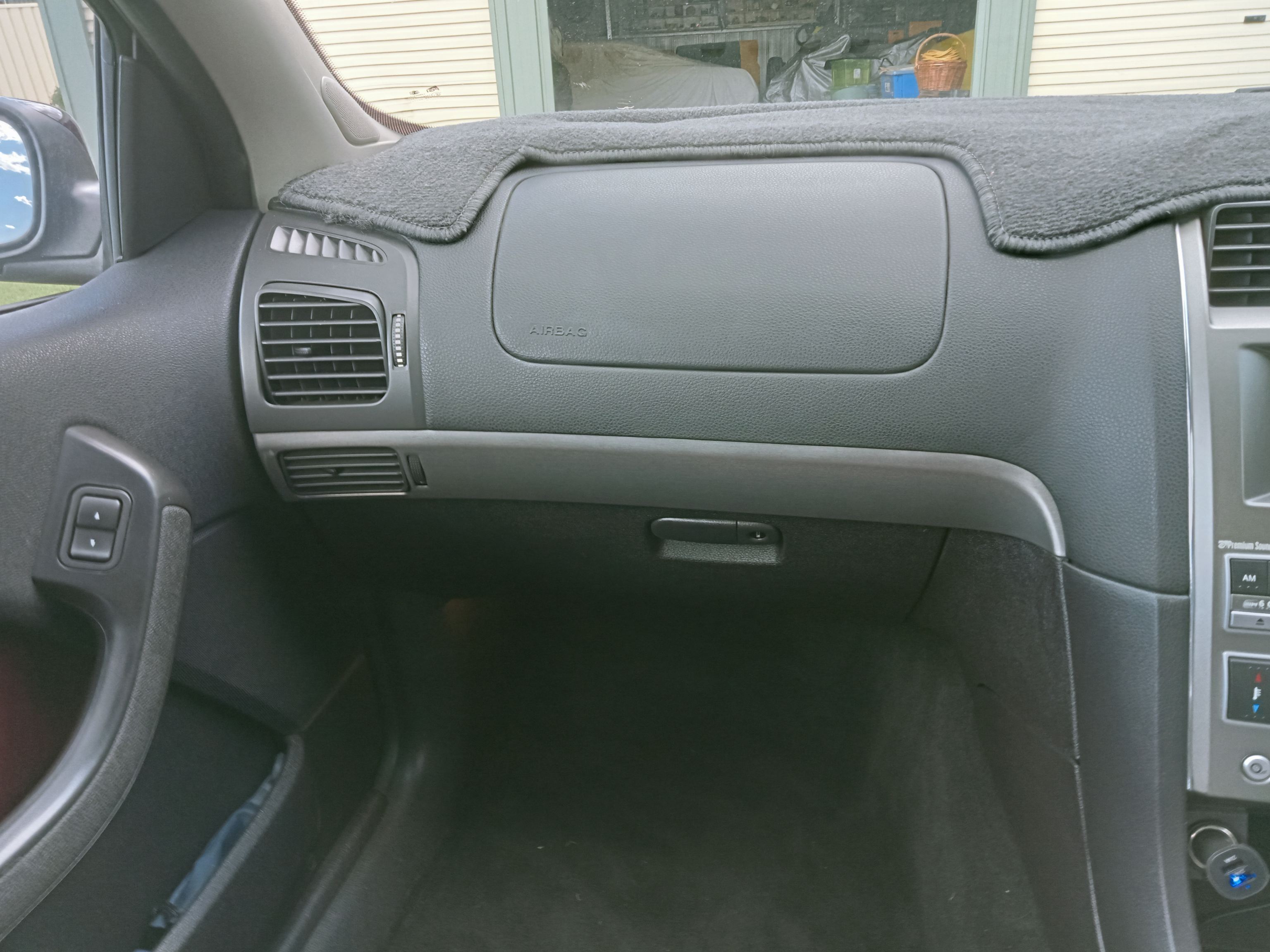2003 FORD FAIRLANE BA G220 SEDAN
