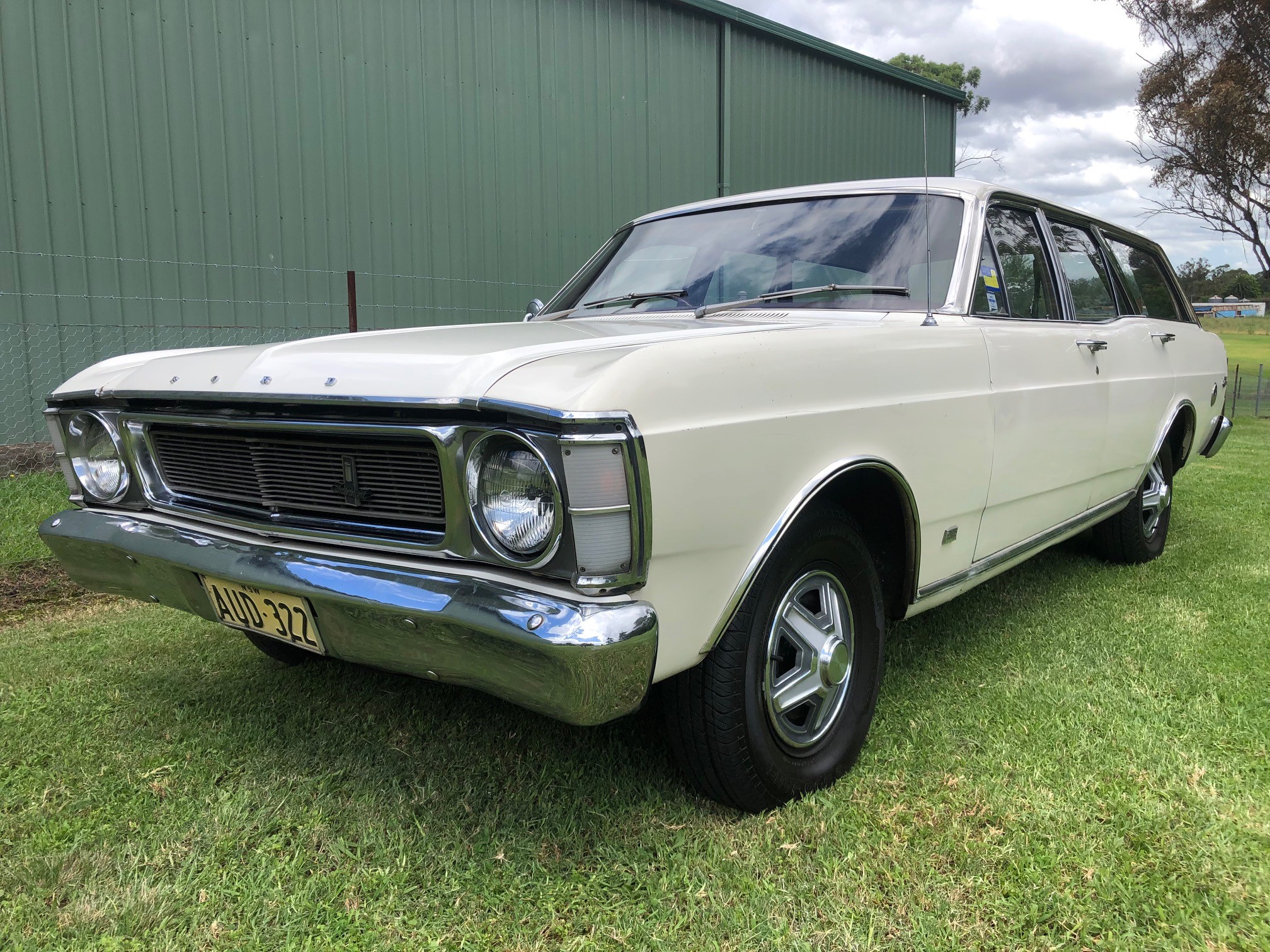 1969 FORD FAIRMONT XW WAGON