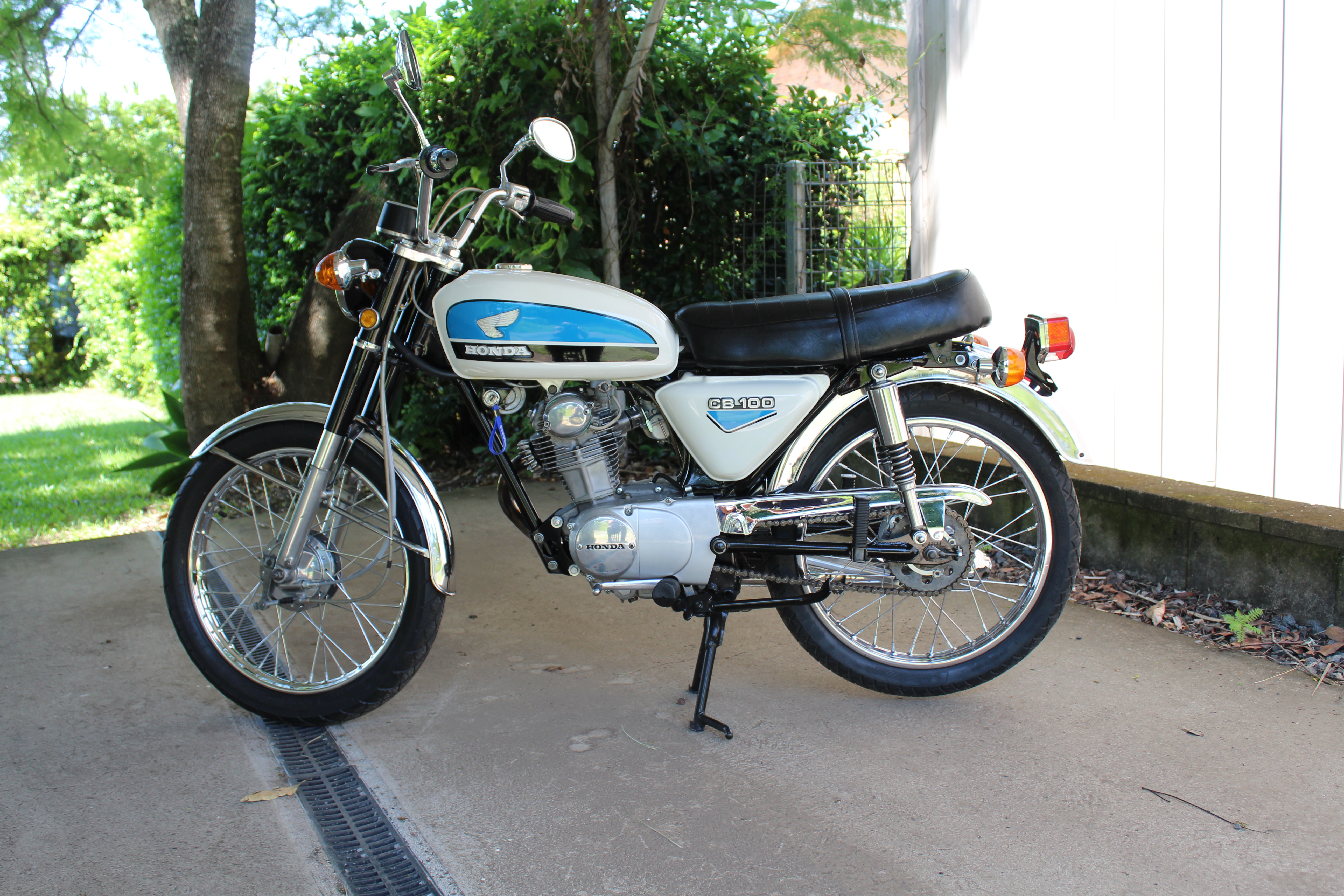 1972 HONDA CB100 ROAD