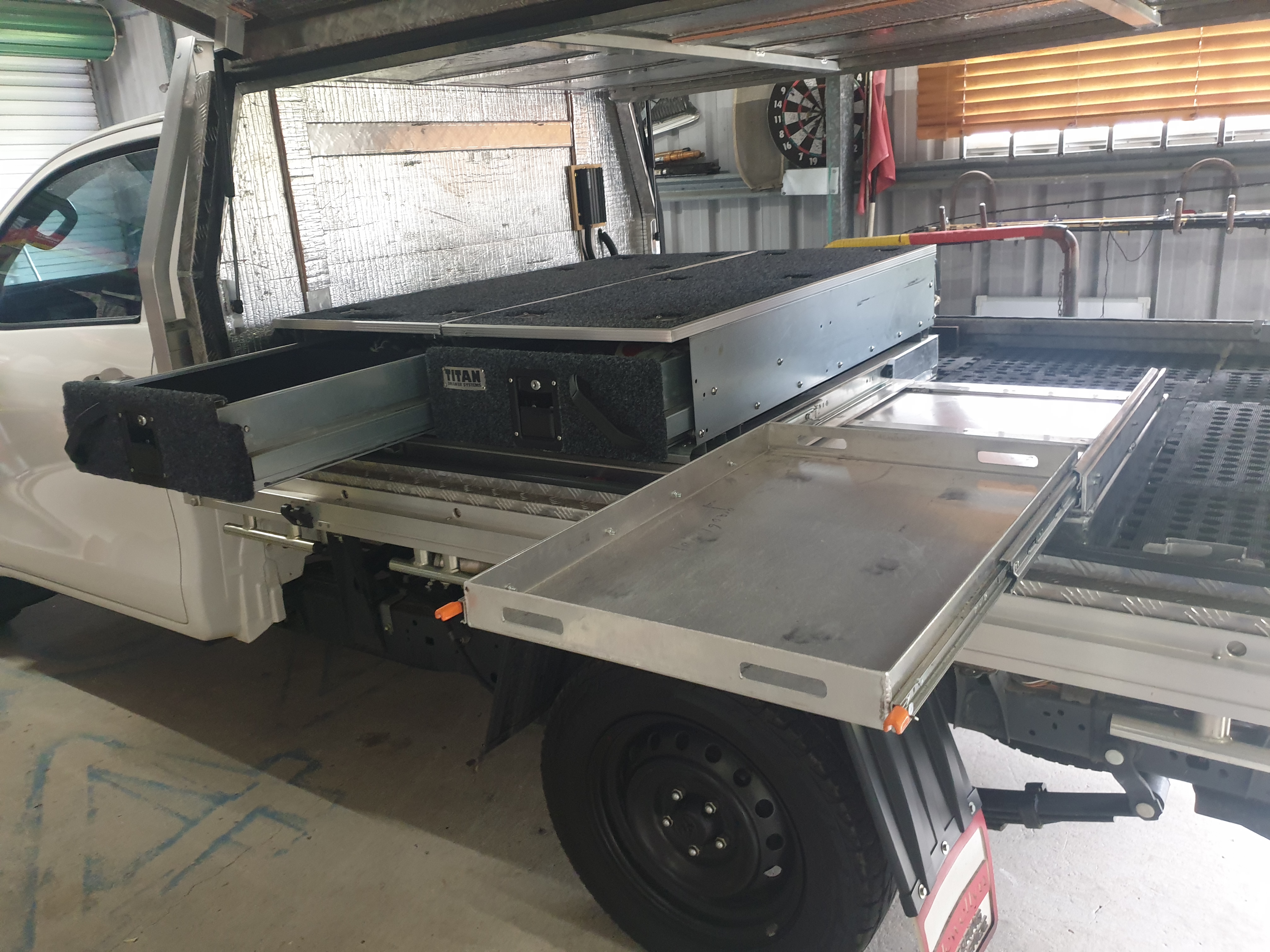 2019 TOYOTA HILUX TGN121R MY19 WORKMATE 5 SP MANUAL C/CHAS