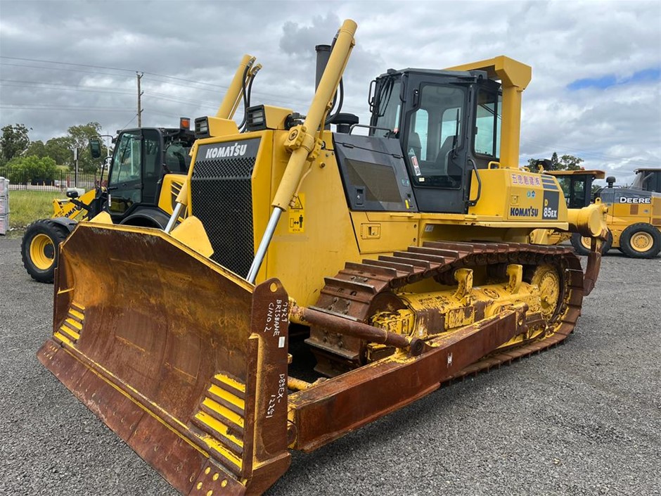 2015 KOMATSU D85EX BULLDOZER