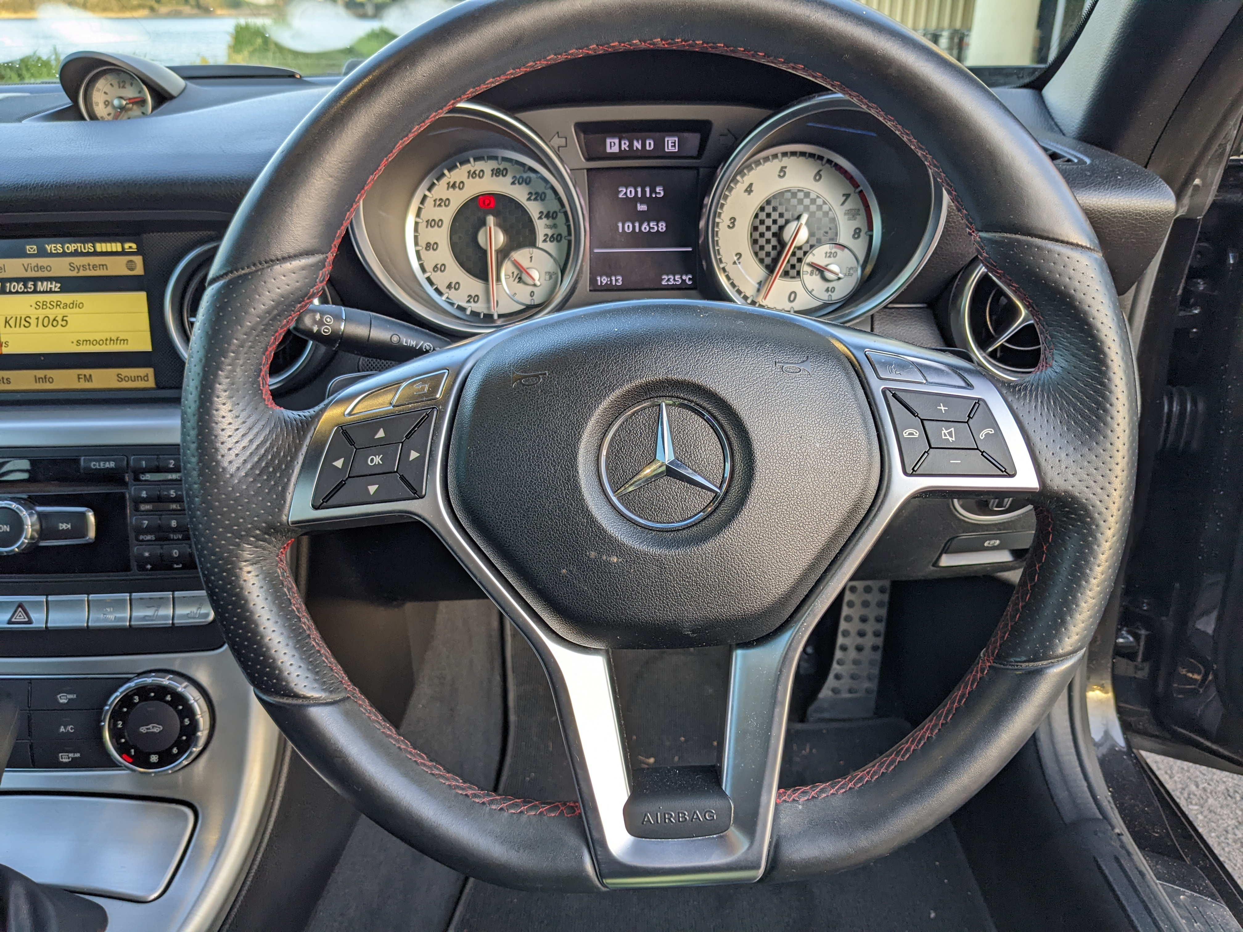 2011 MERCEDES-BENZ SLK 200 KOMPRESSOR CONVERTIBLE