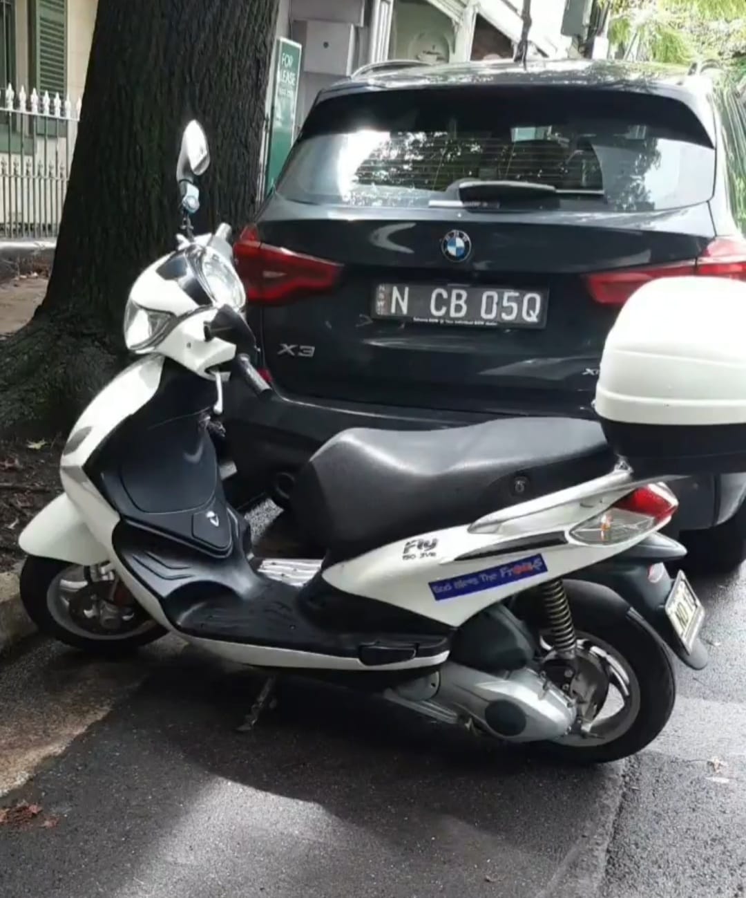 2017 PIAGGIO FLY 150 SCOOTER