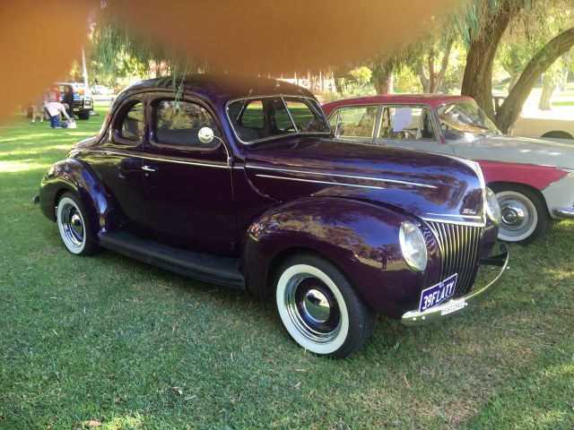 1939 FORD COUPE 