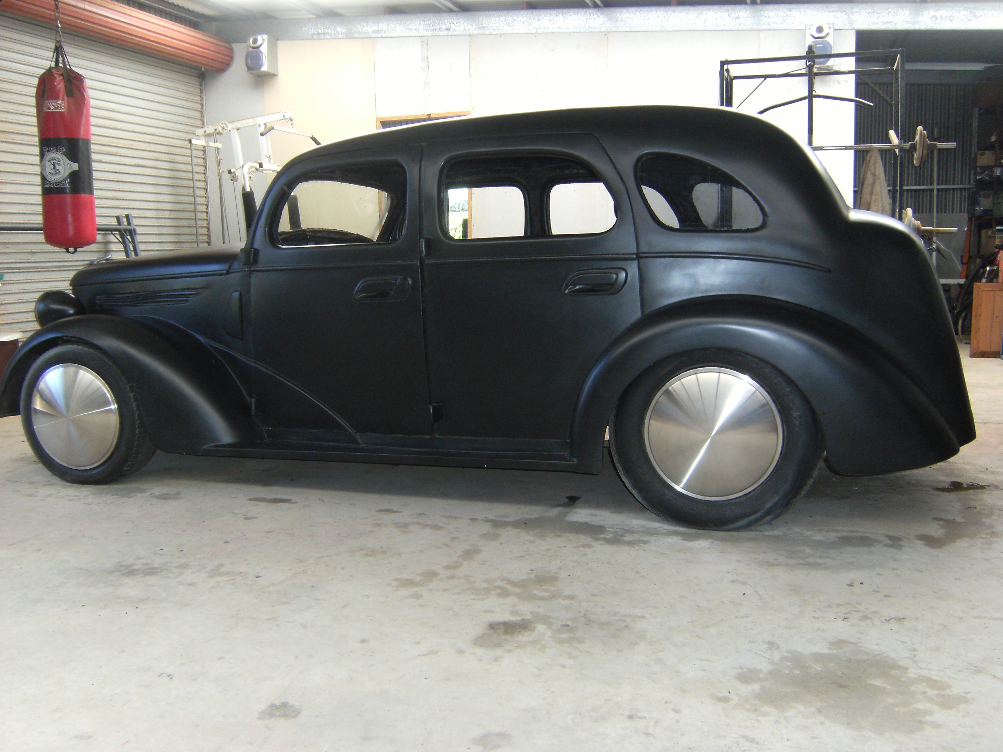 1948 FORD PREFECT HOT ROAD