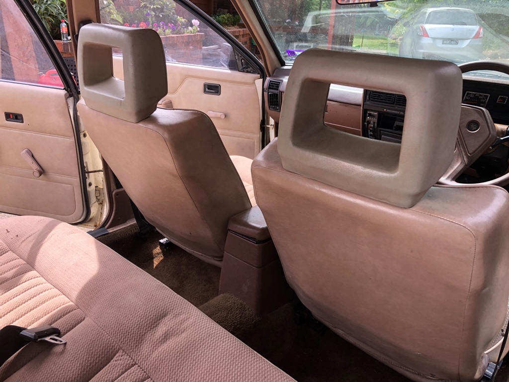 1985 HOLDEN COMMODORE VK V8 BT1 SEDAN