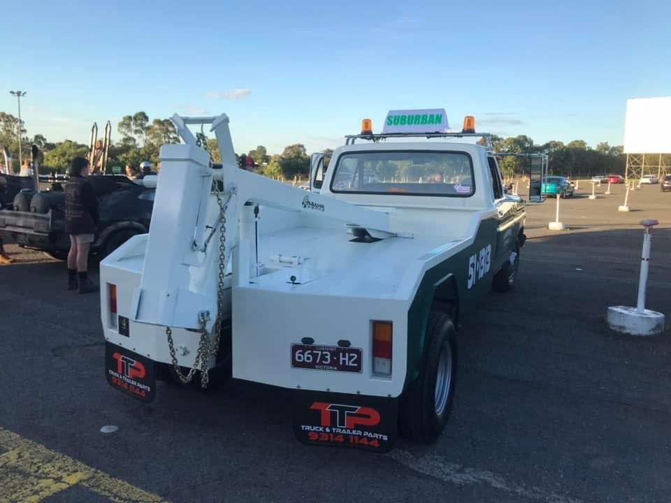 1977 FORD F350 TOW TRUCK