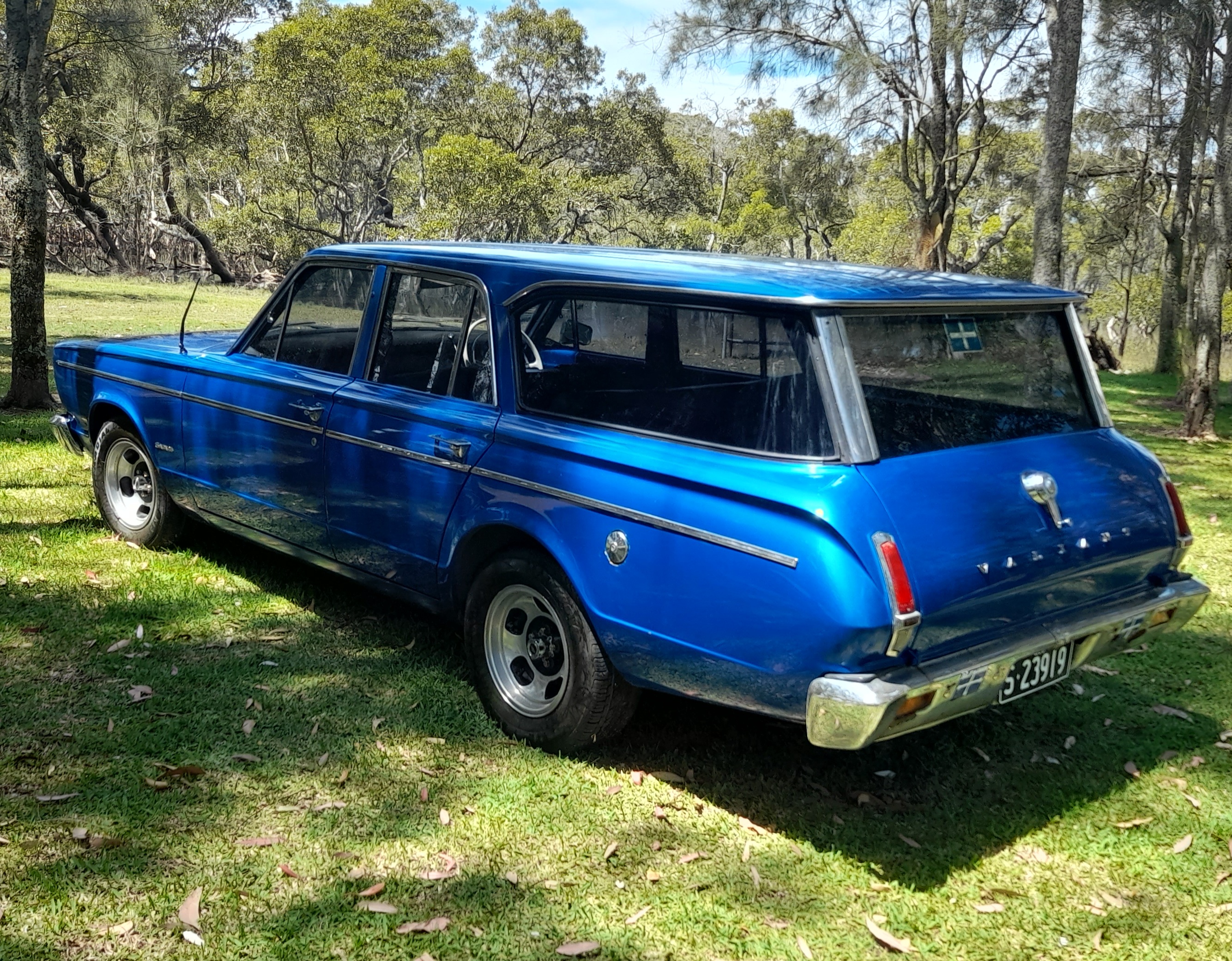 1967 CHRYSLER VALIANT VE SAFARI 3 SP AUTOMATIC 4D WAGON