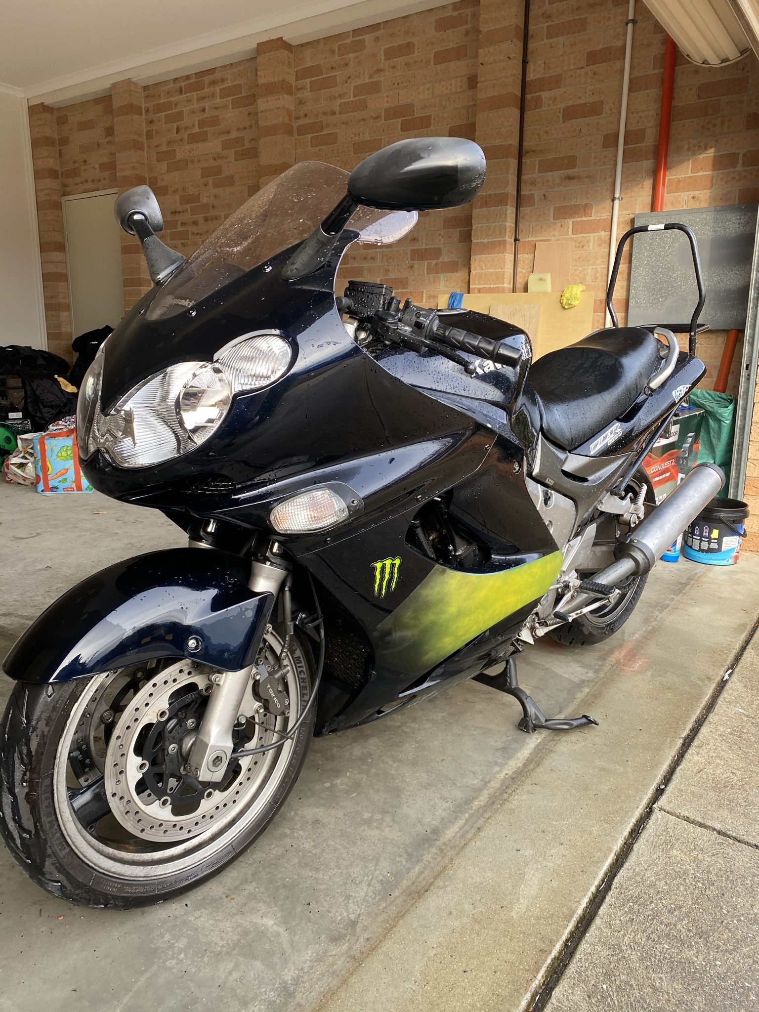 2002 KAWASAKI ZZ-R1200 ROAD 