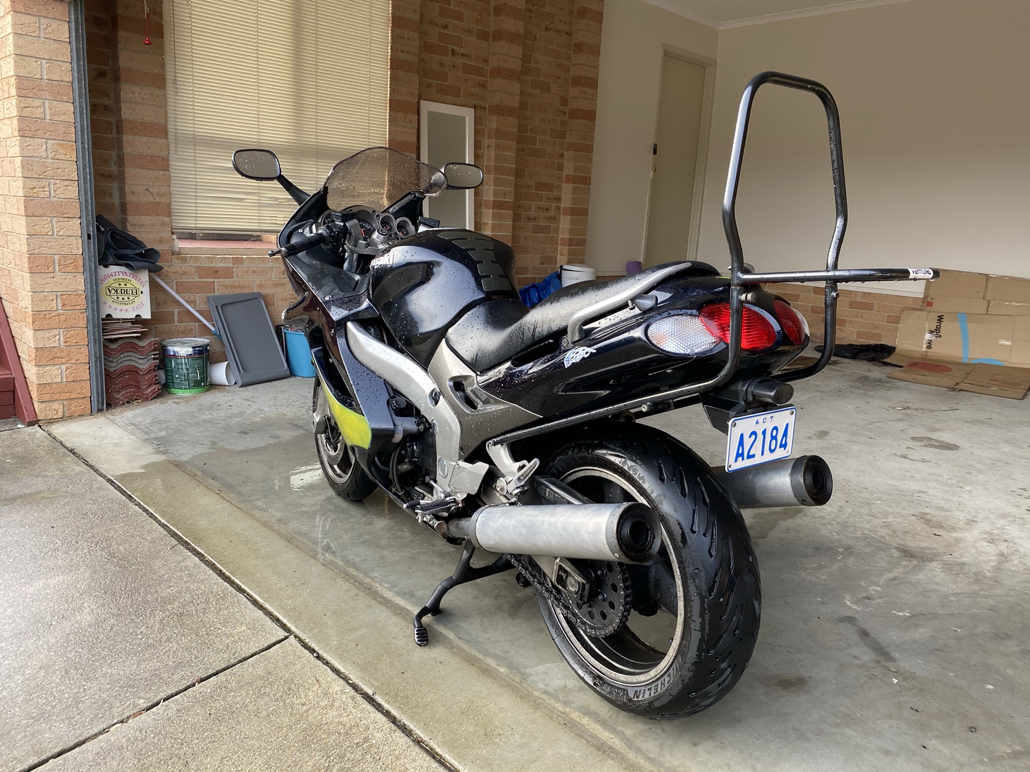 2002 KAWASAKI ZZ-R1200 ROAD 