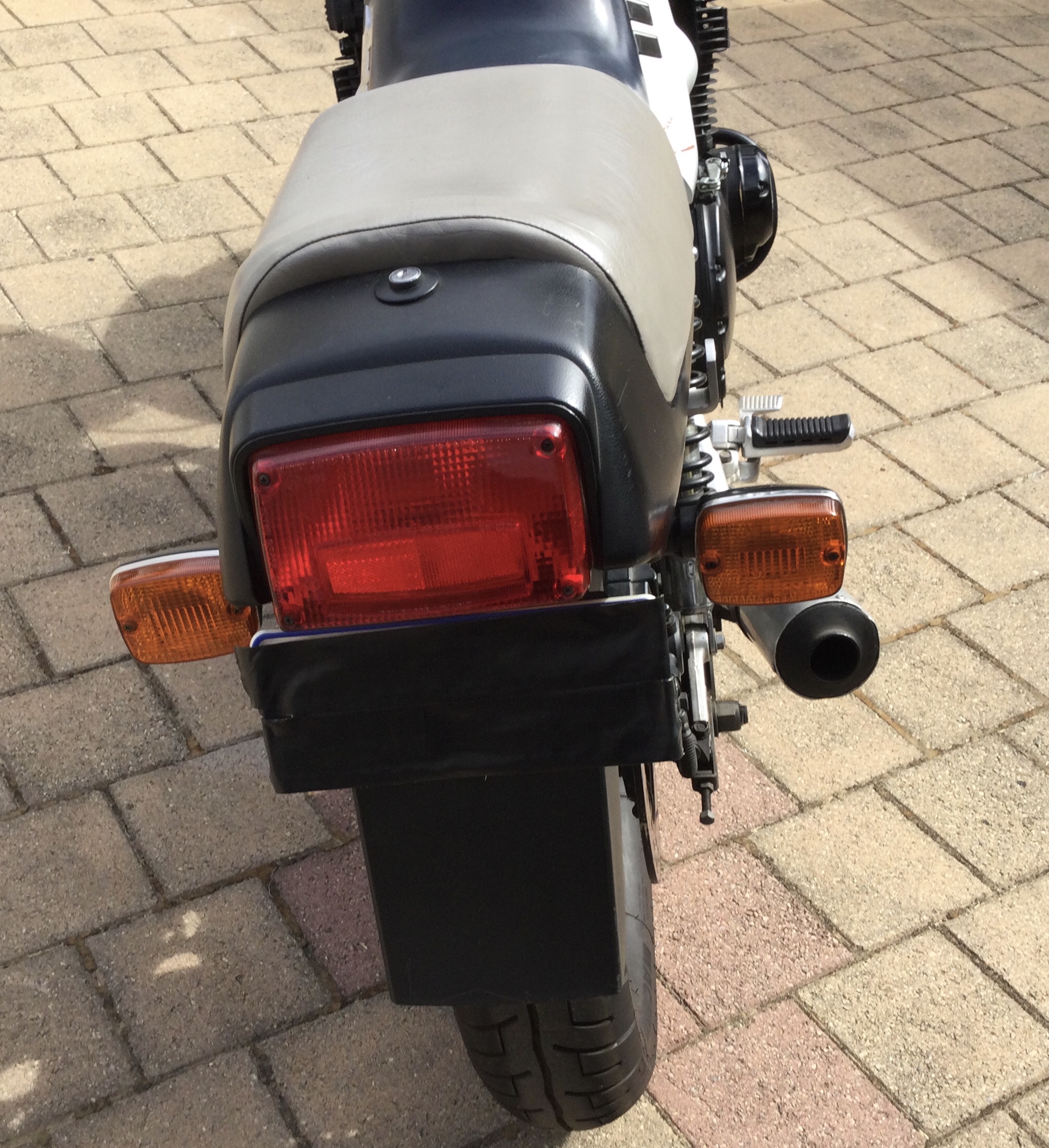 1983 SUZUKI GSX1100S (KATANA) ROAD