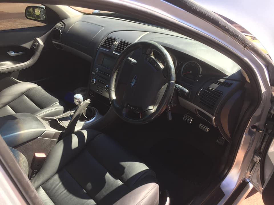 2004 FORD FALCON BA XR8 5 SP MANUAL UTILITY
