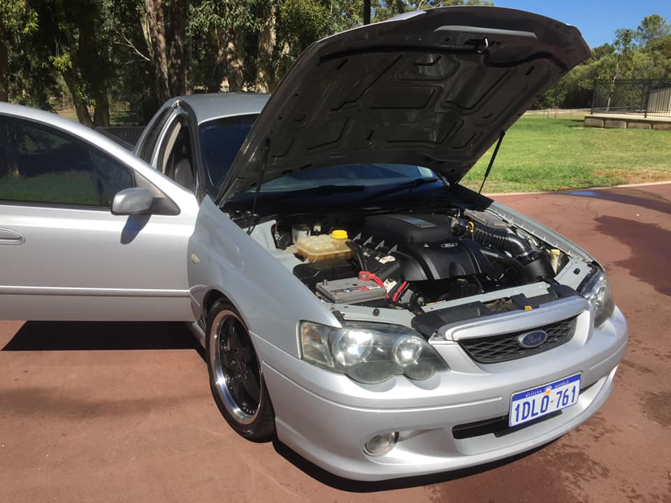 2004 FORD FALCON BA XR8 5 SP MANUAL UTILITY