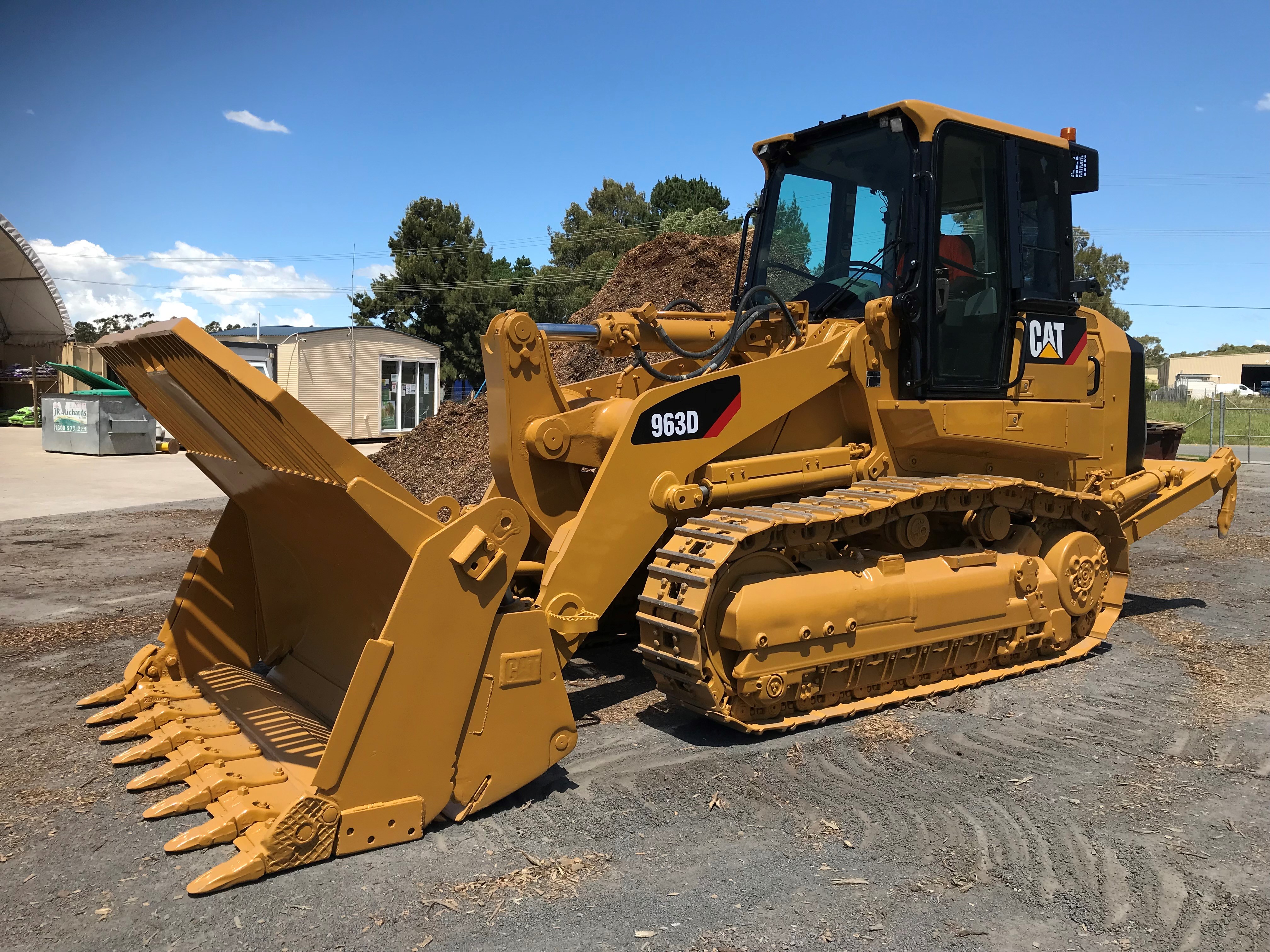 Caterpillar 963D Tracked Loader