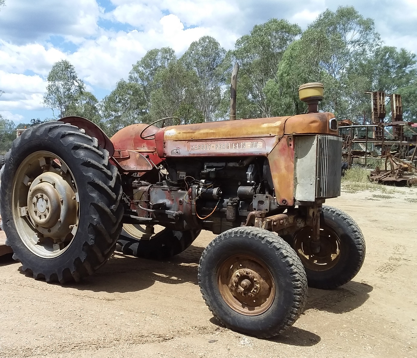 Massey Ferguson 65 Tractor