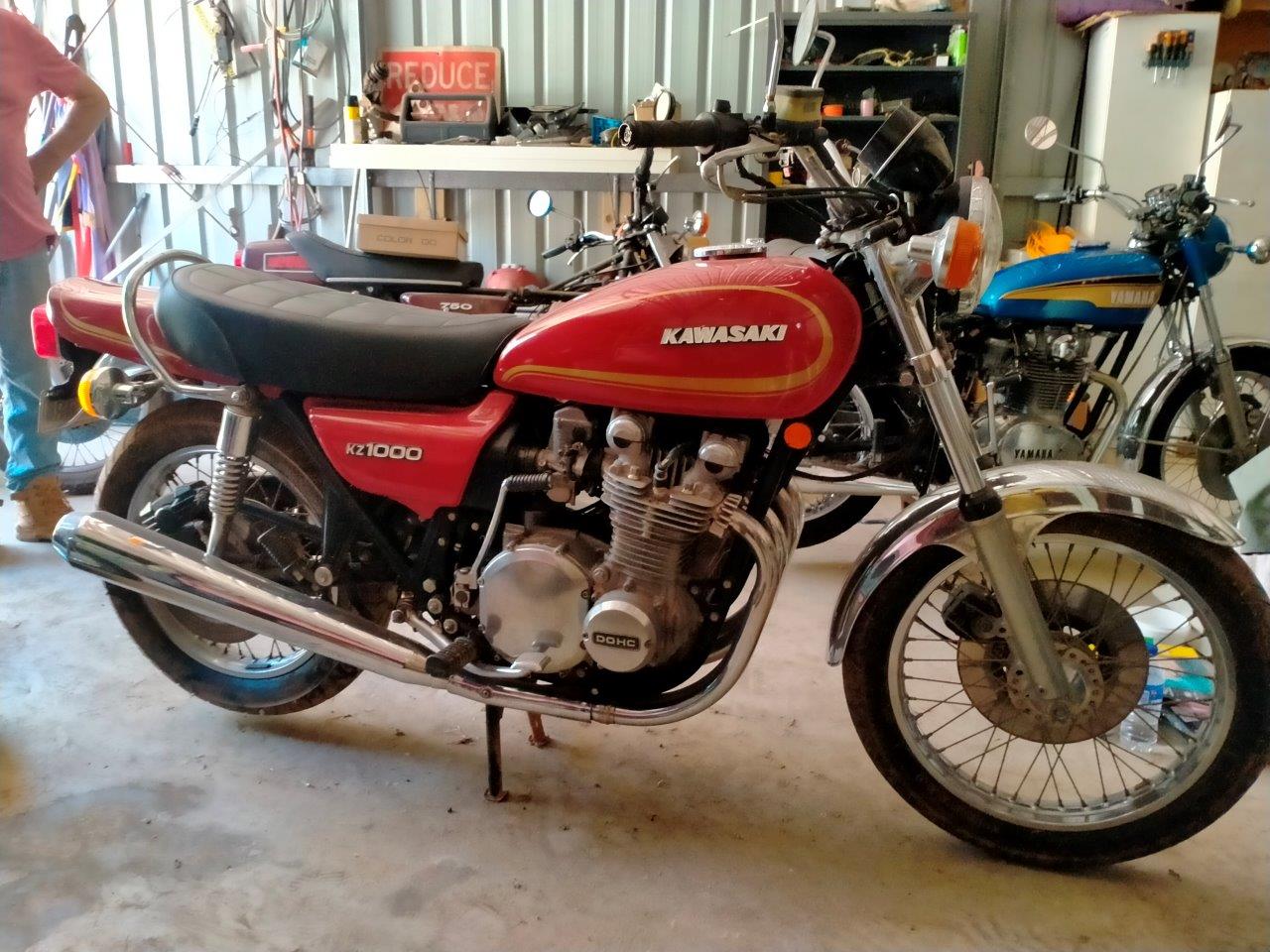 1976 KAWASAKI 1000 ROAD