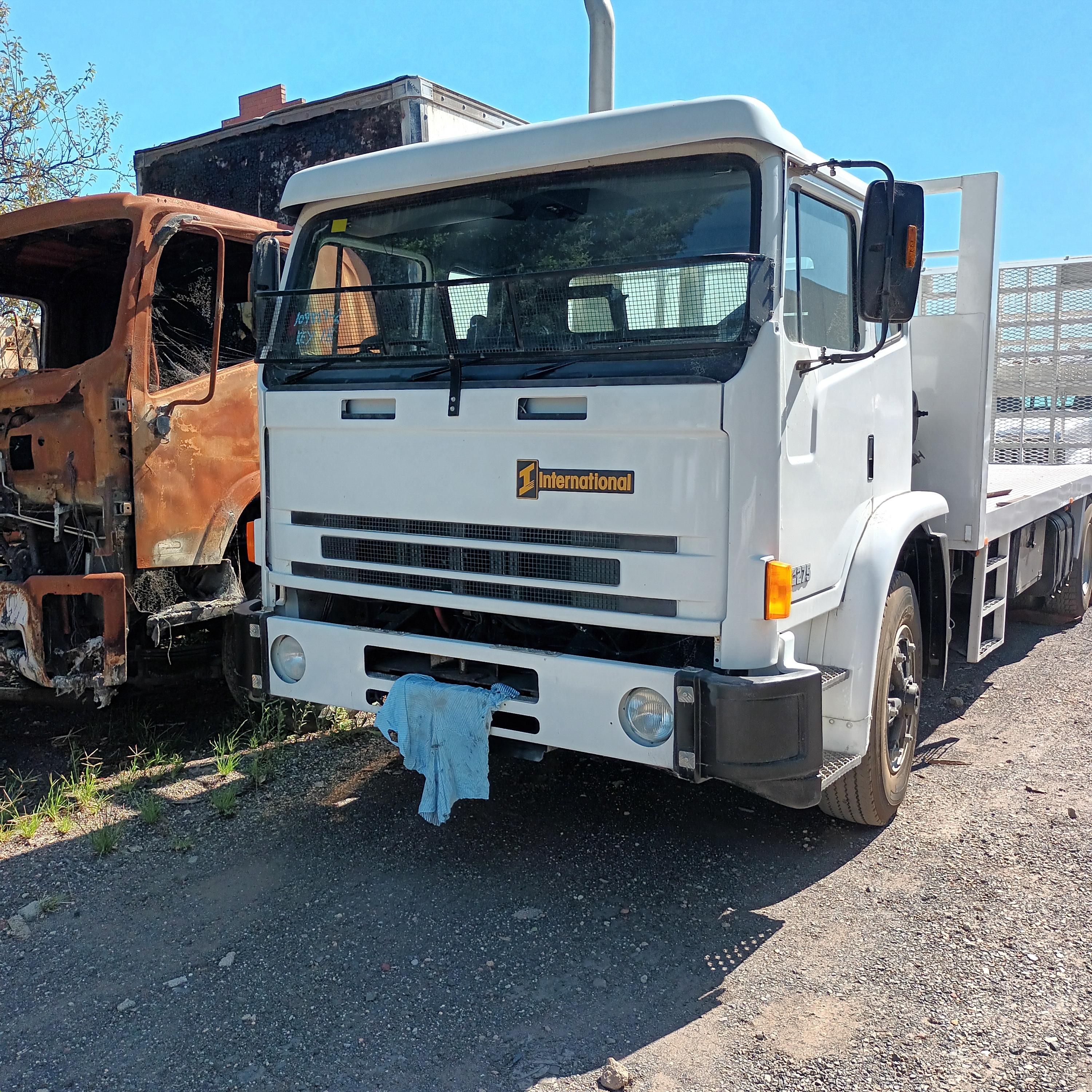 1996 INTERNATIONAL ACCO 1850G/160 5 SP MANUAL C/CHAS