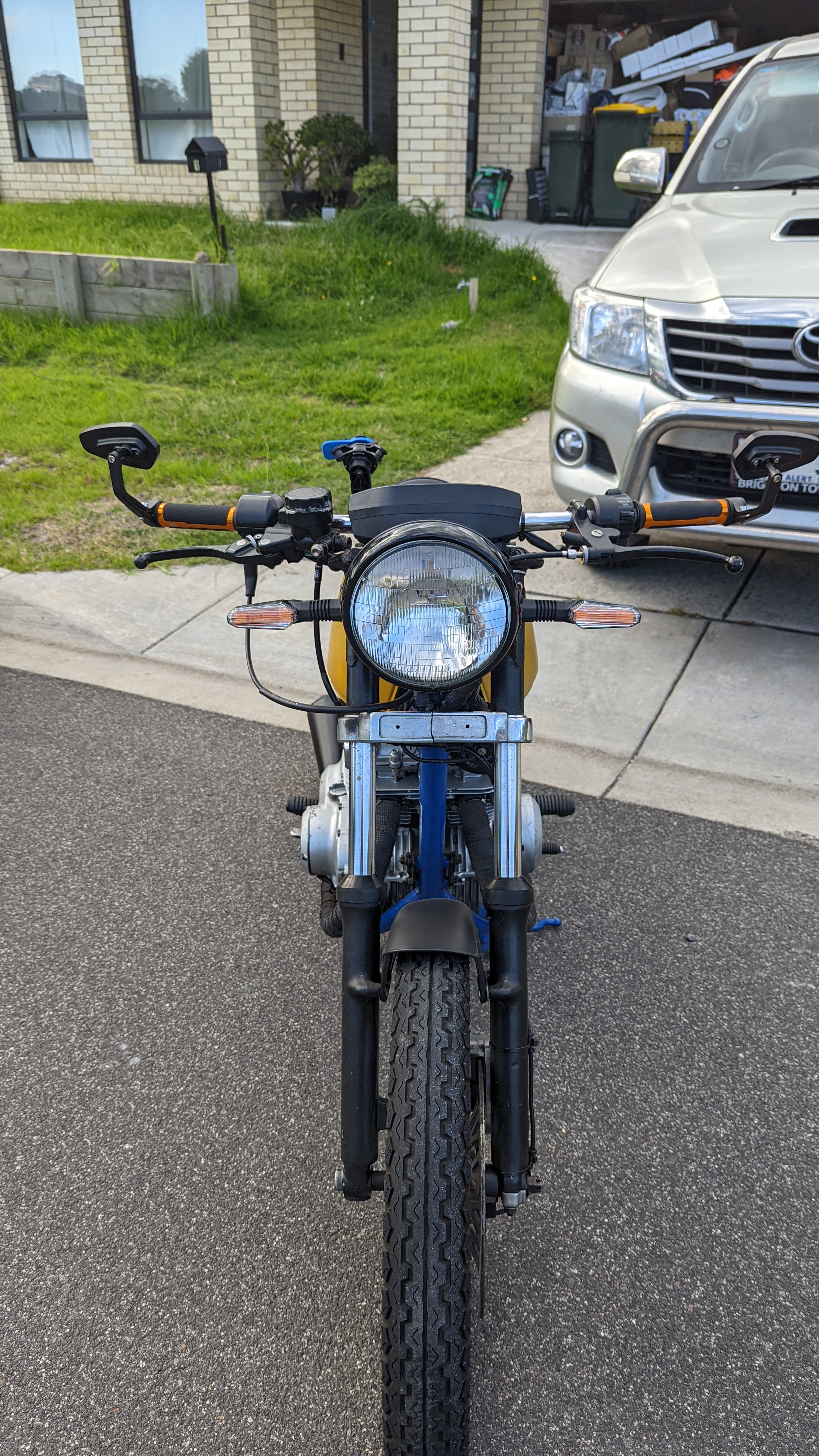 1981 SUZUKI GSX250 CAFE RACER