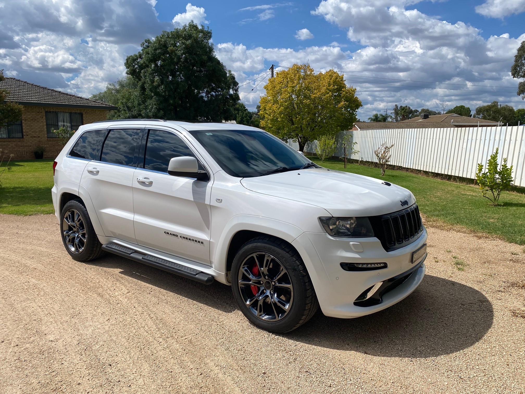2012 JEEP GRAND CHEROKEE WK MY13 SRT 8 ALPINE 5 SP AUTOMATIC 4D WAGON