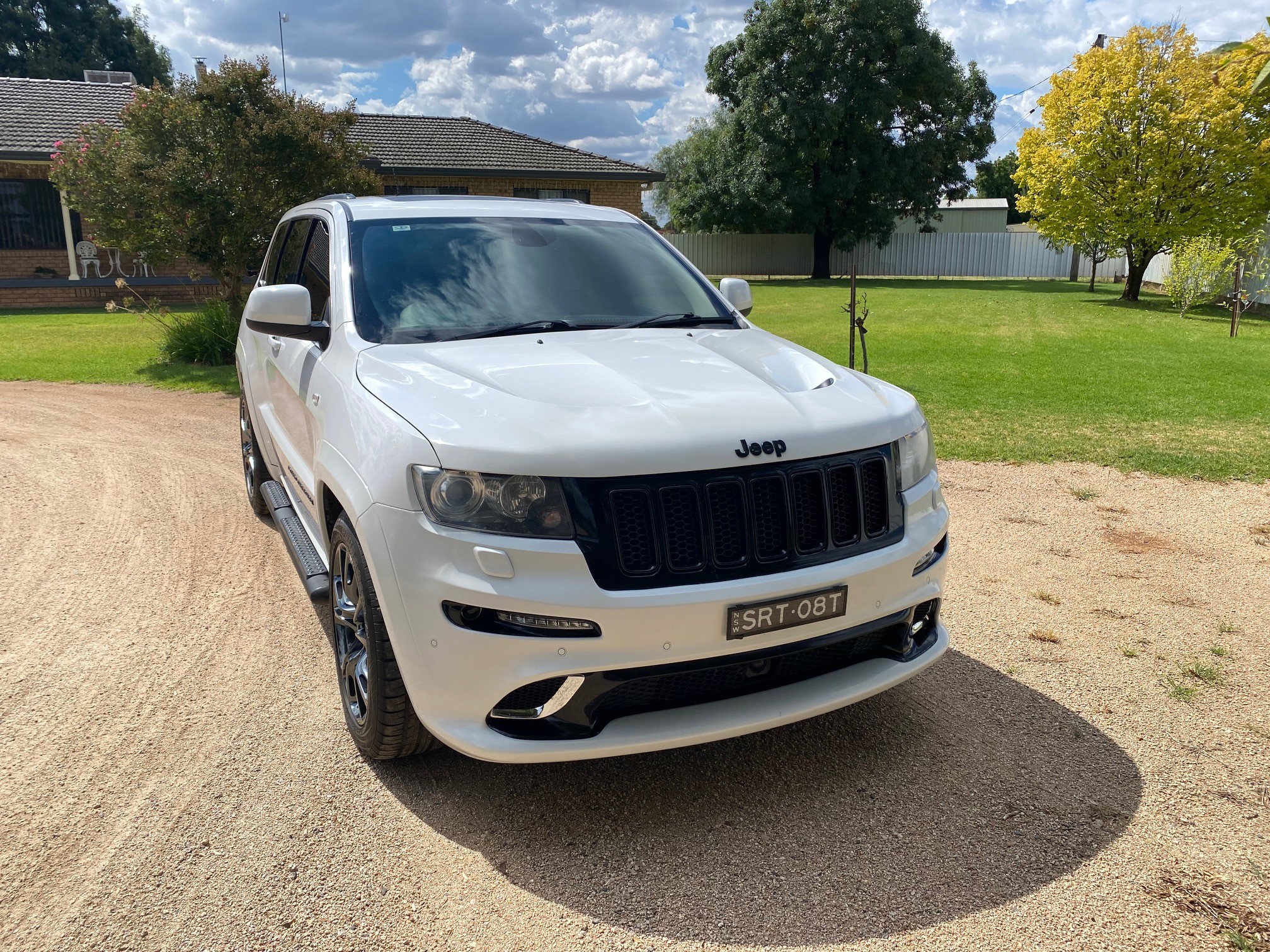 2012 JEEP GRAND CHEROKEE WK MY13 SRT 8 ALPINE 5 SP AUTOMATIC 4D WAGONC