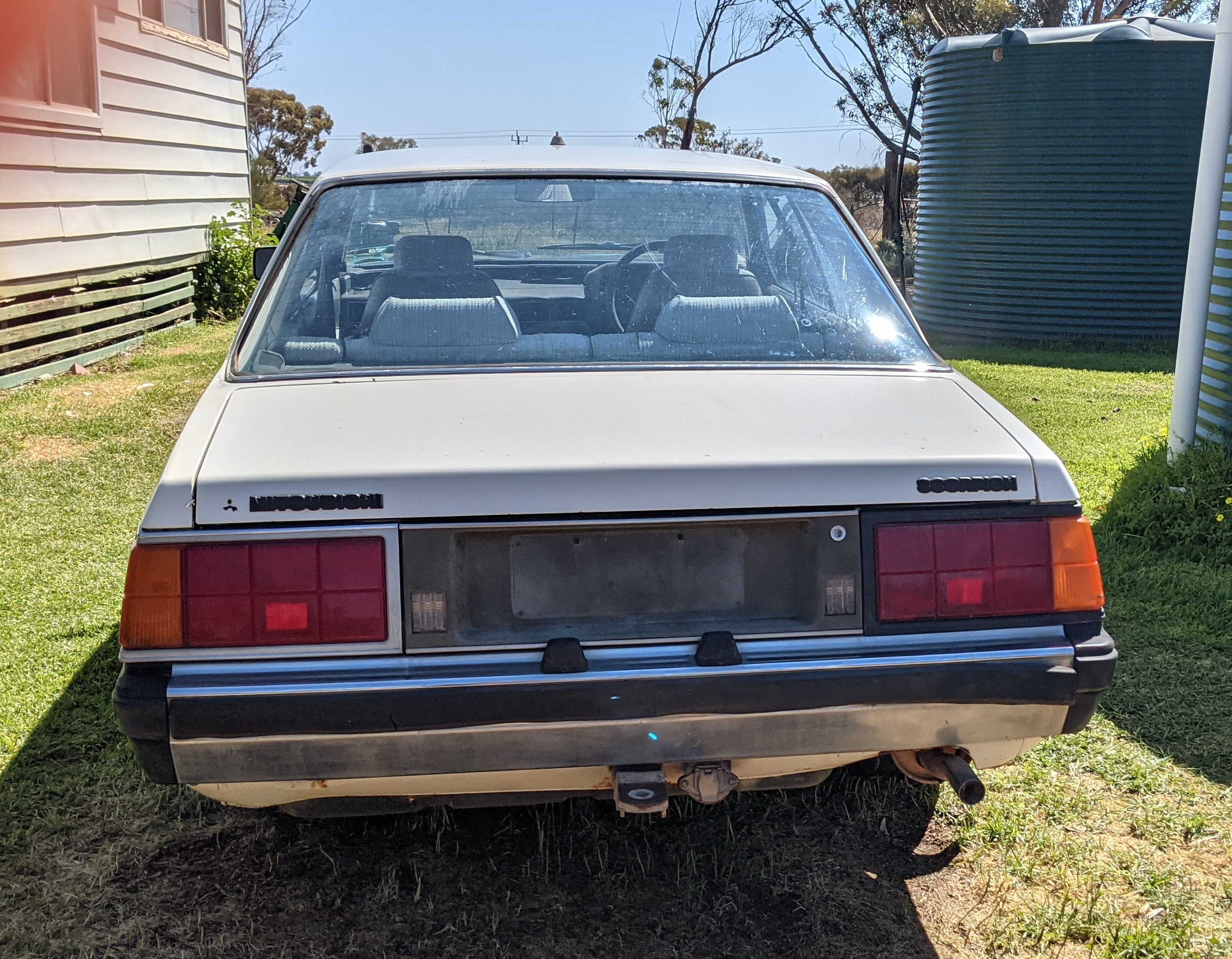 1981 MITSUBISHI SCORPION SEDAN