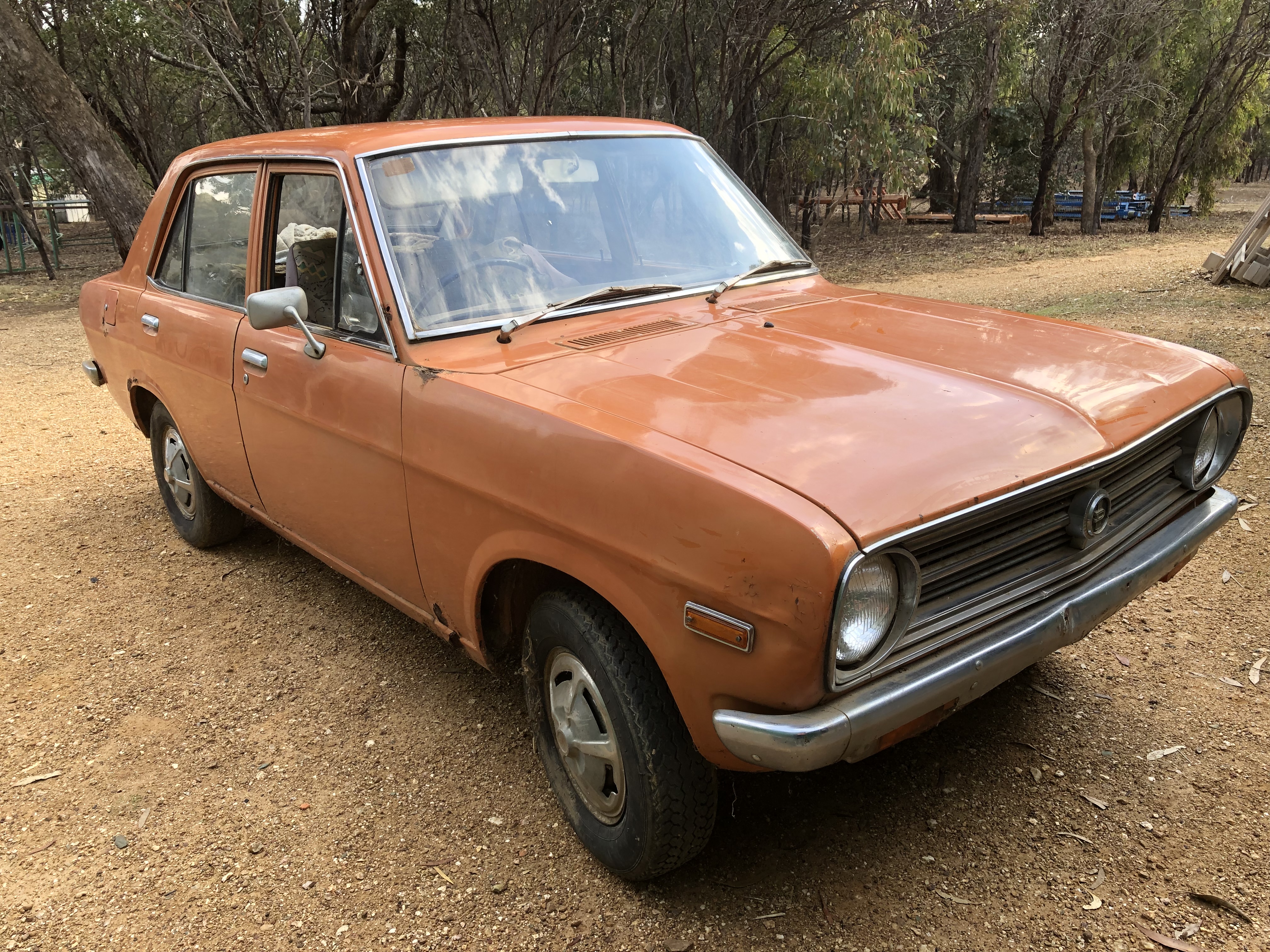 1972 DATSUN 1200 SEDAN 