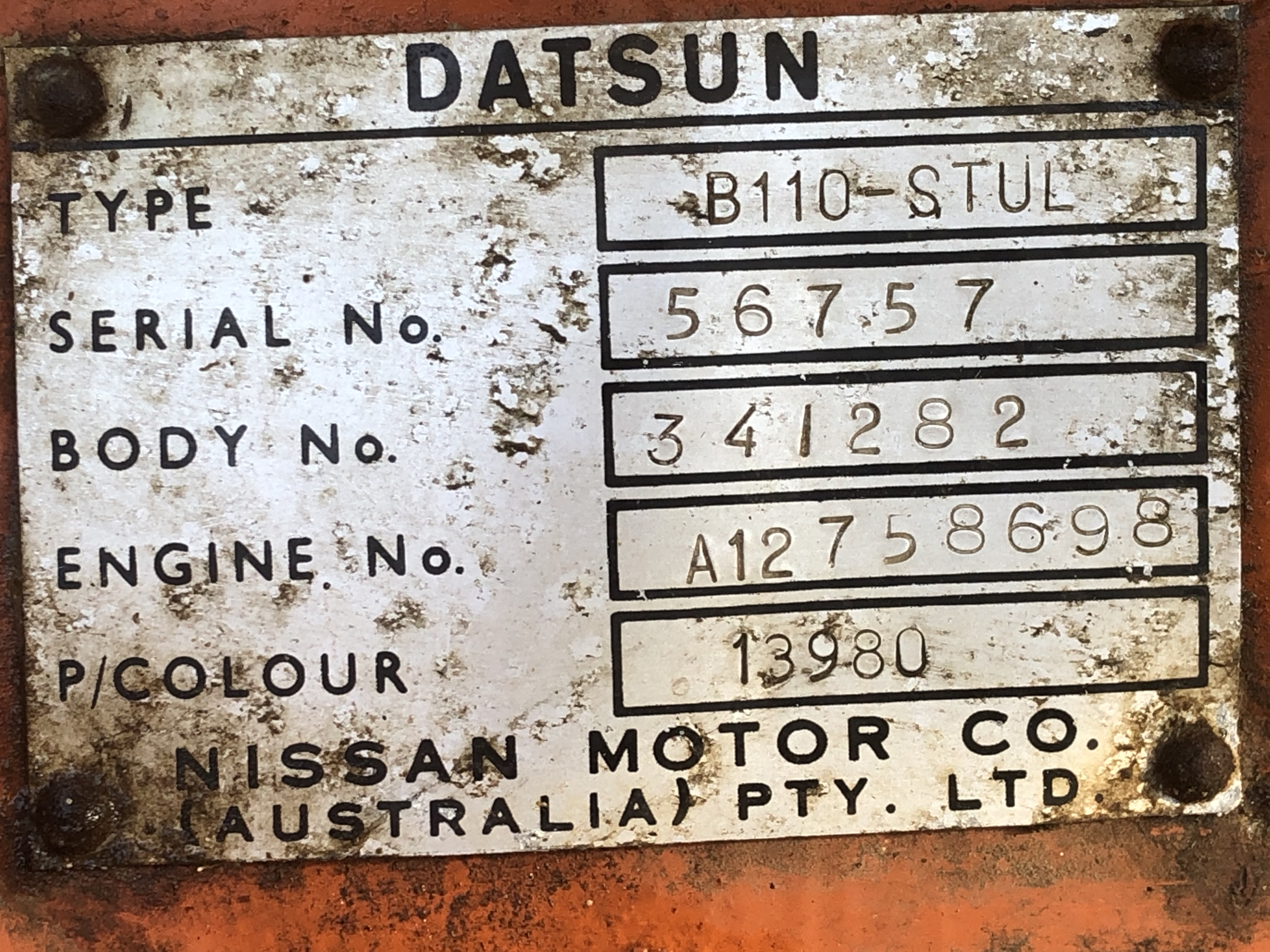 1972 DATSUN 1200 SEDAN 