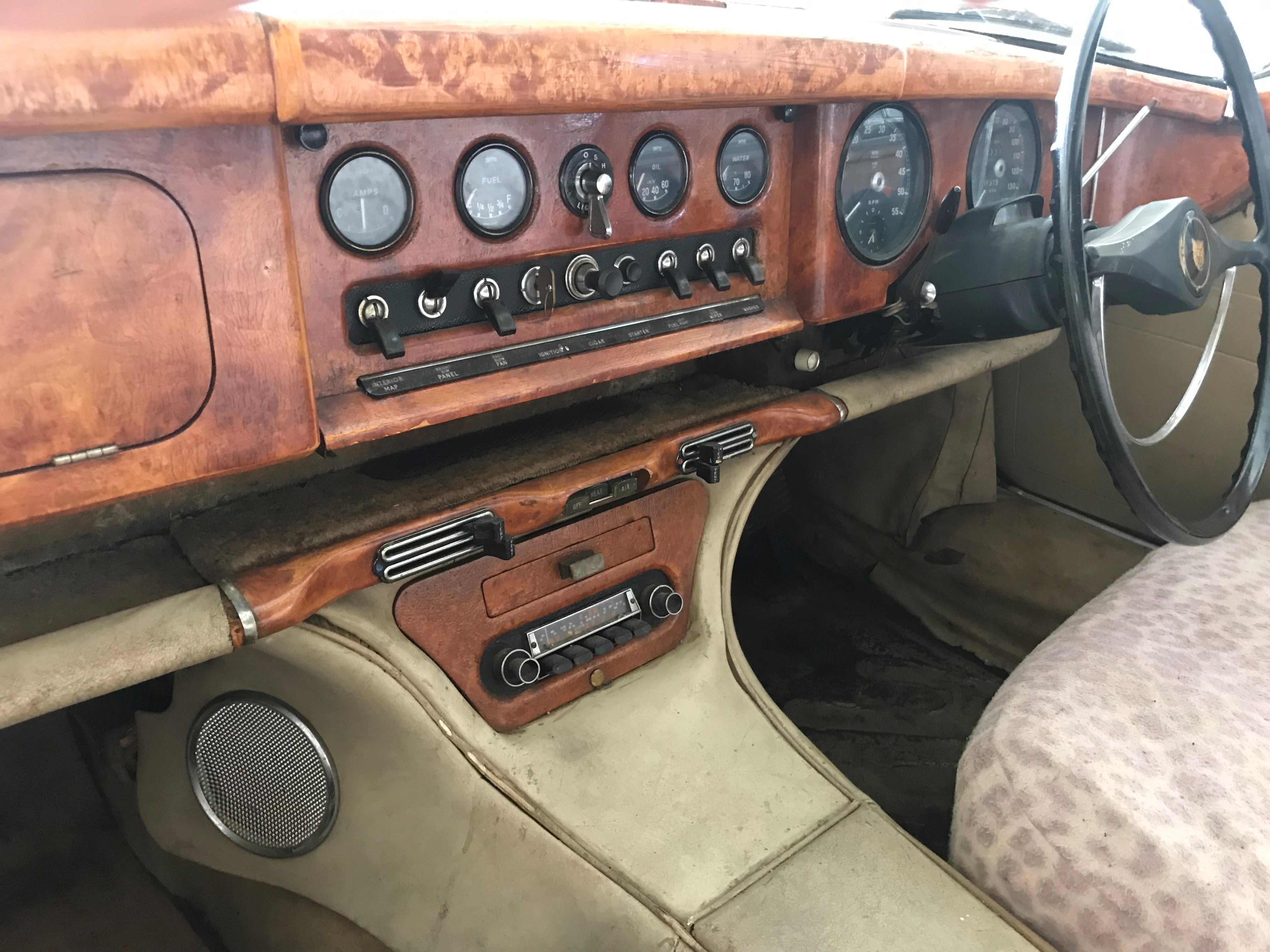 1965 JAGUAR MK X 4.2 SEDAN