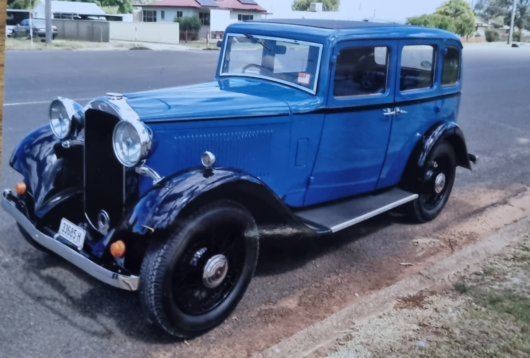 1933 HUMBER 12 SEDAN