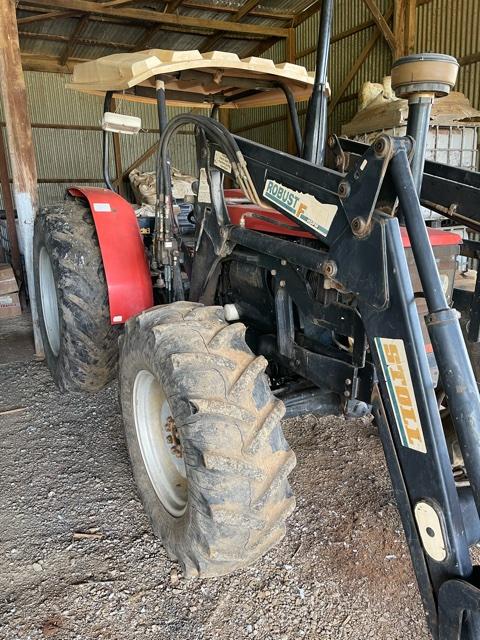 SAME EXPLORER TRACTOR WITH FRONT END LOADER