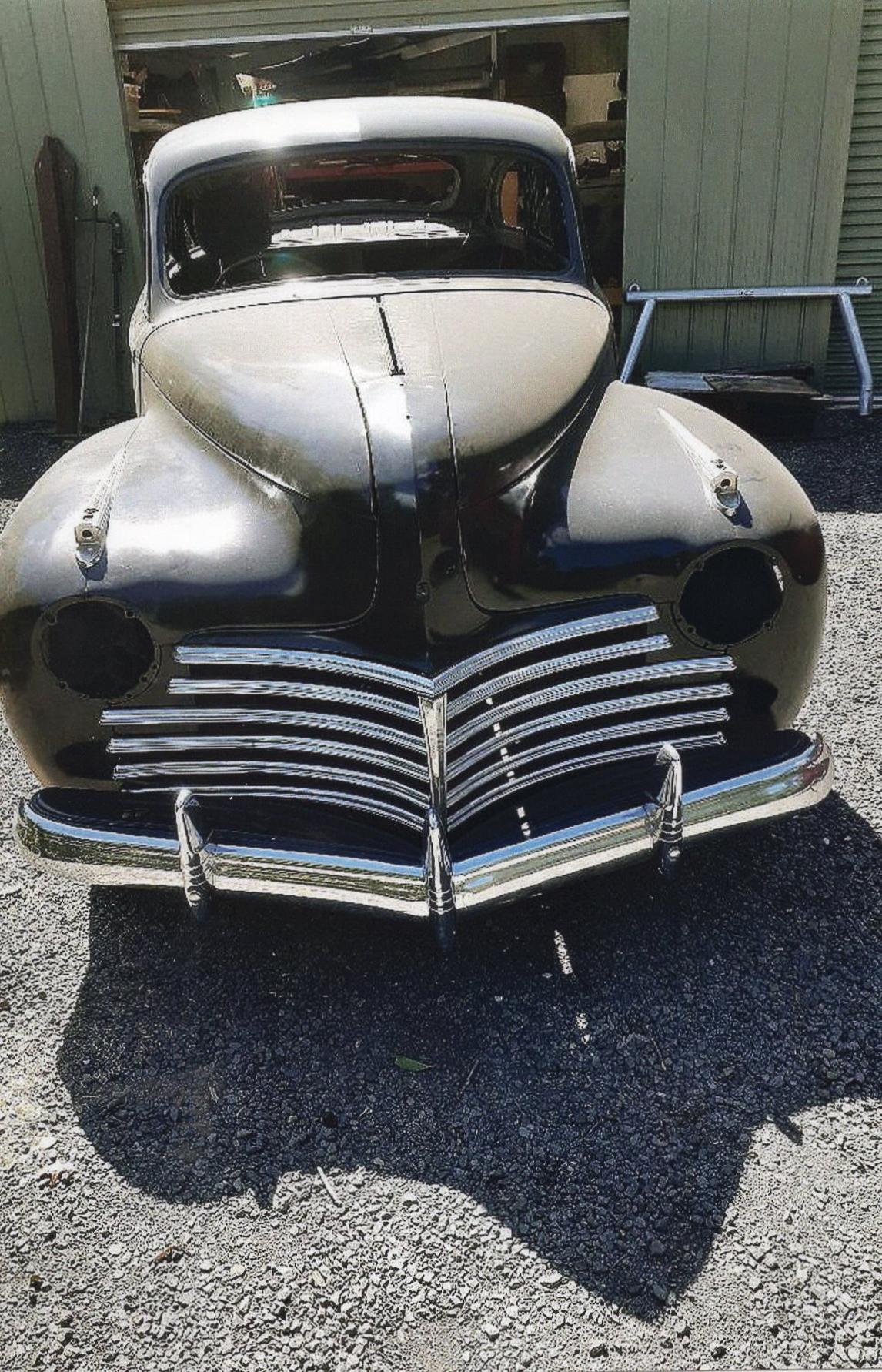 1941 CHRYSLER ROYAL SEDAN