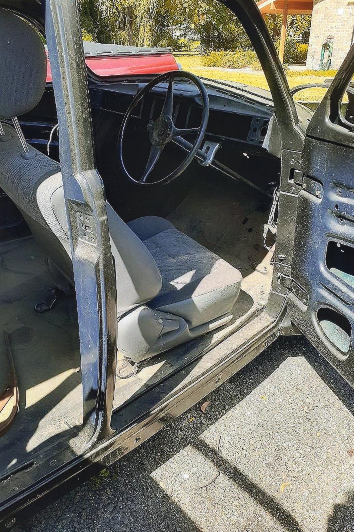 1941 CHRYSLER ROYAL SEDAN