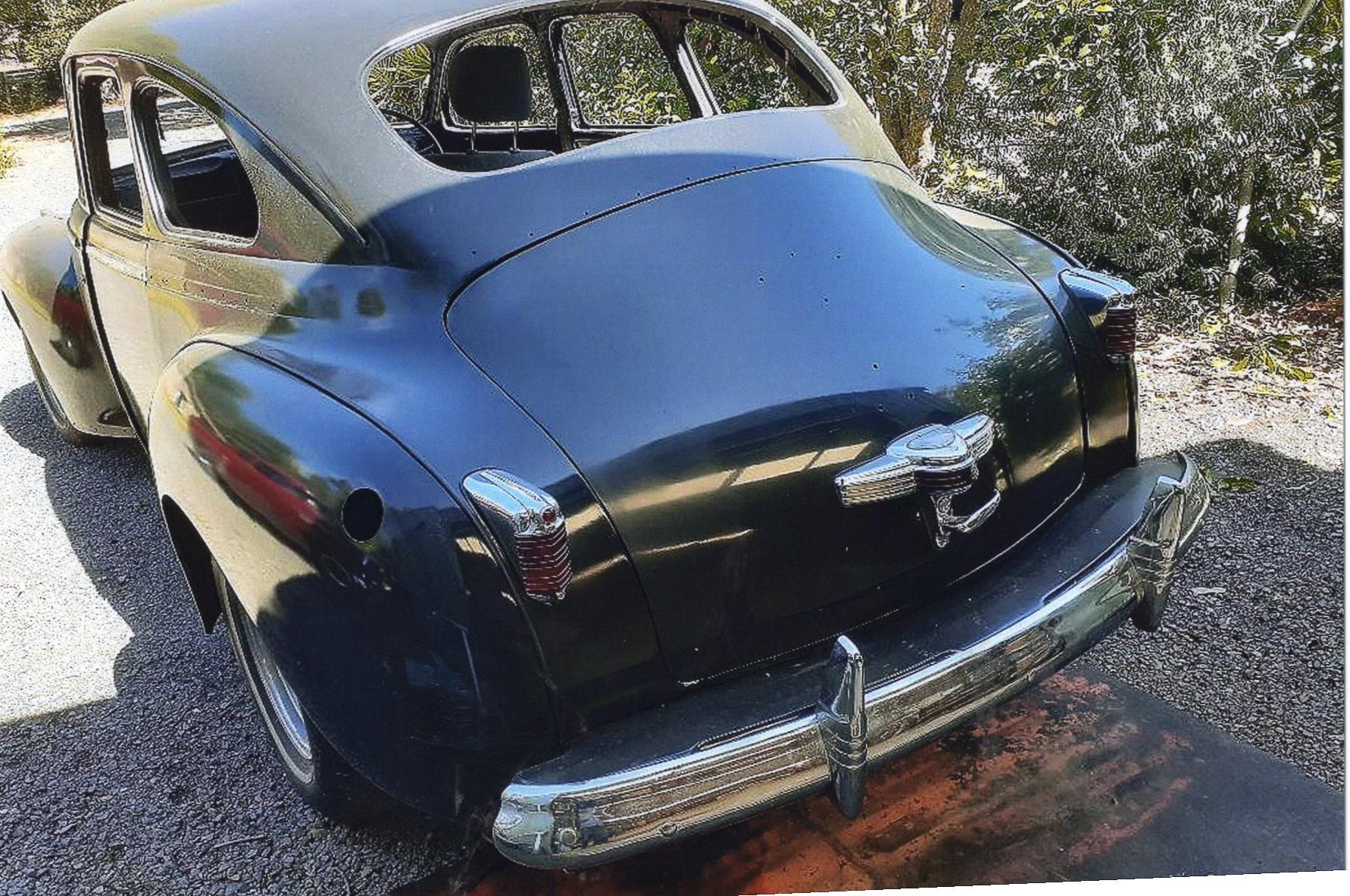 1941 CHRYSLER ROYAL SEDAN