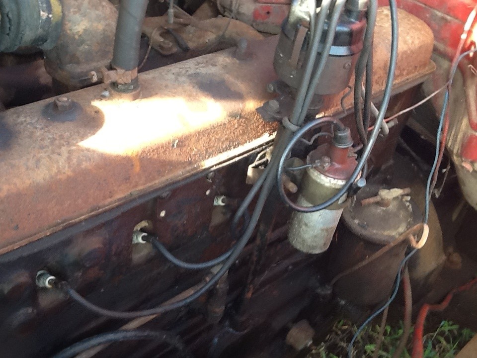 1966 INTERNATIONAL R180 TRUCK