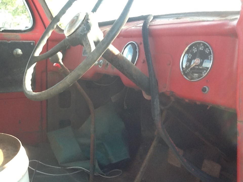 1966 INTERNATIONAL R180 TRUCK