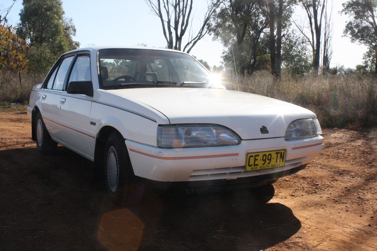 1985 HOLDEN CAMIRA SLX SEDAN