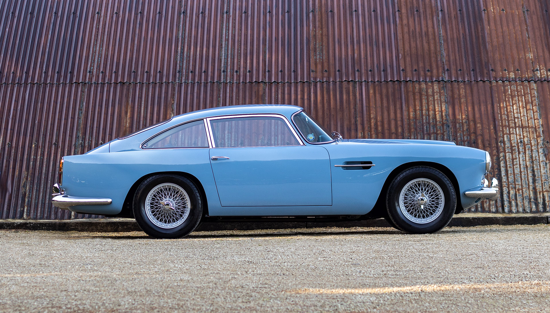 1960 ASTON MARTIN DB4 4 SP MANUAL 2D SALOON