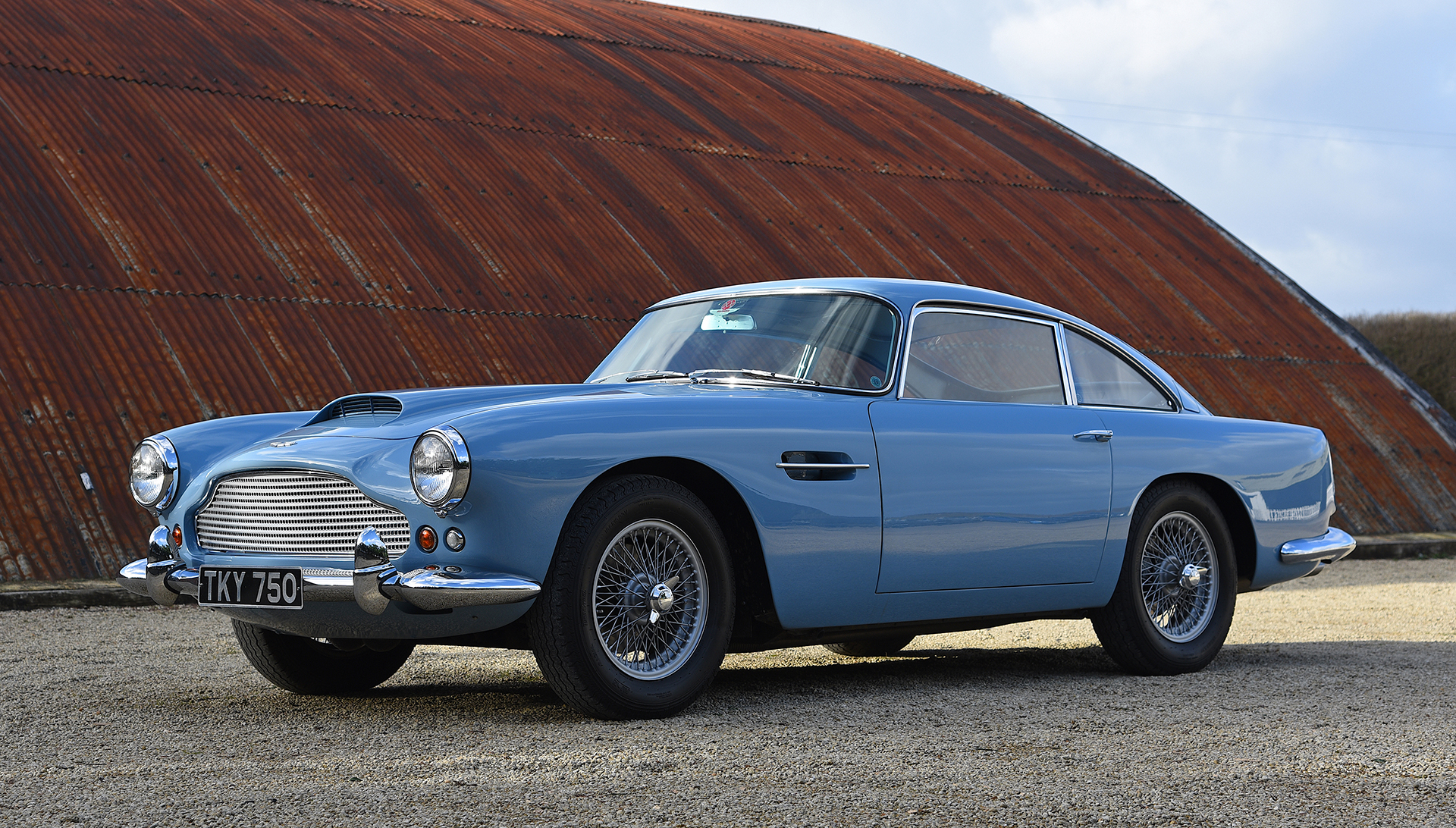 1960 ASTON MARTIN DB4 4 SP MANUAL 2D SALOON