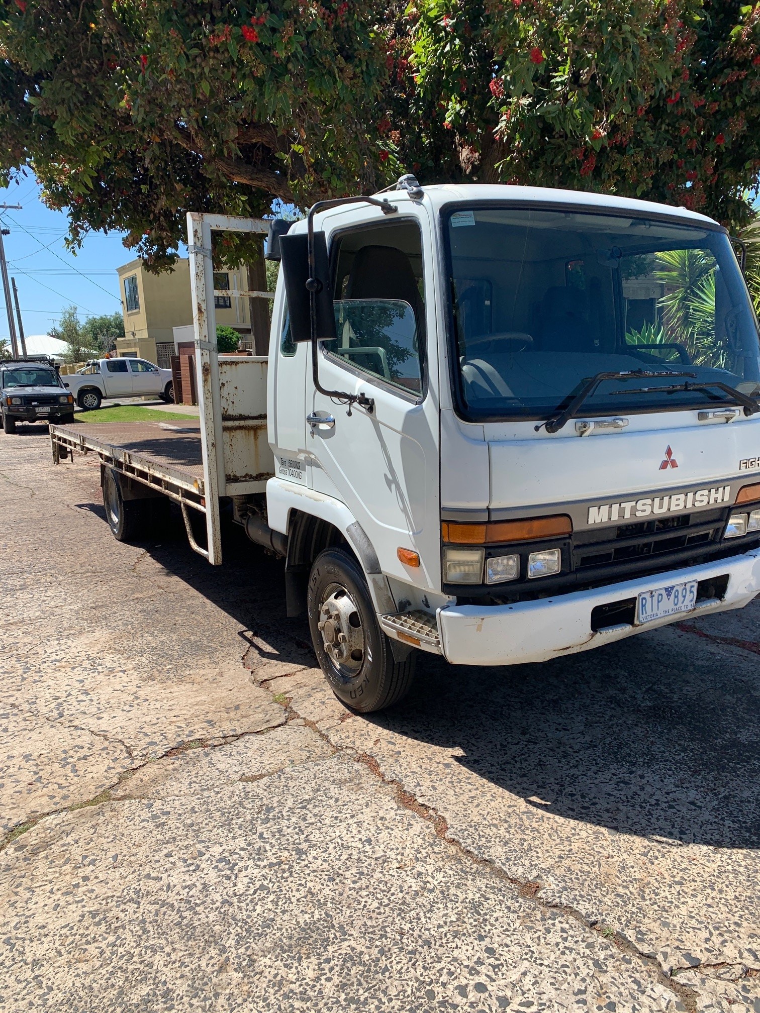 2002 MITSUBISHI FIGTHER TRAY