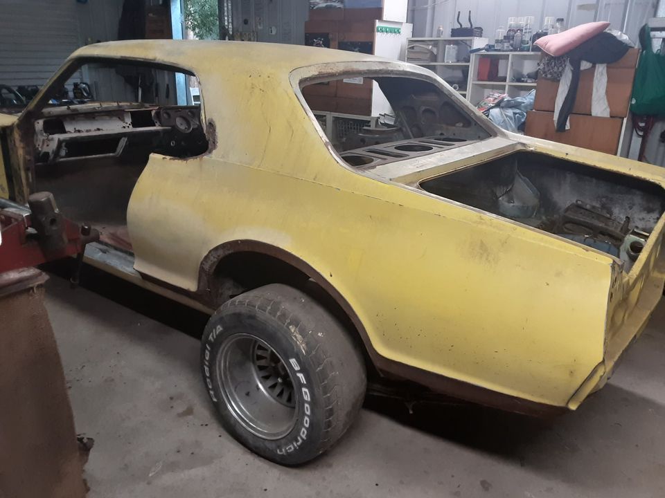 1967 FORD COUGAR COUPES X 2