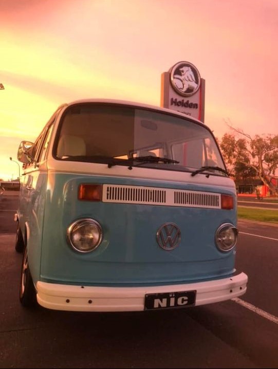 1976 VOLKSWAGEN KOMBI VAN