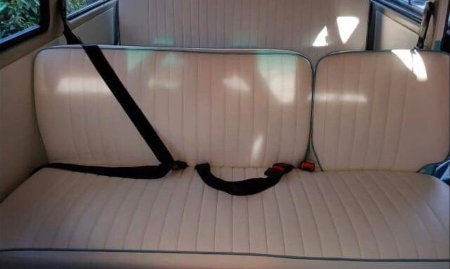 1976 VOLKSWAGEN KOMBI VAN