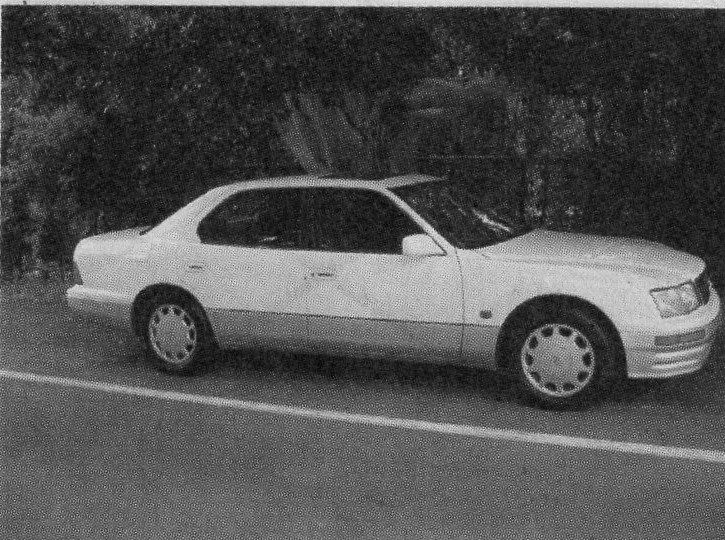 1990-2000 LEXUS LS400 SEDAN
