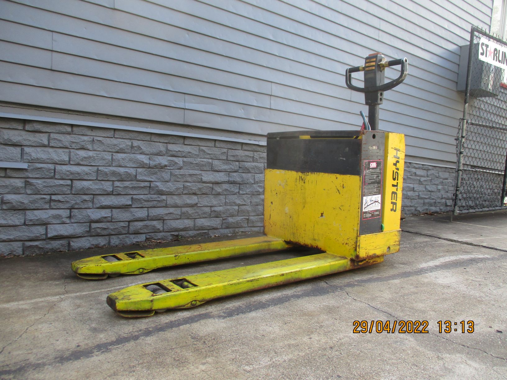 2010 Hyster W40XT 2 Ton Pedestrian/Hand Pallet Jack